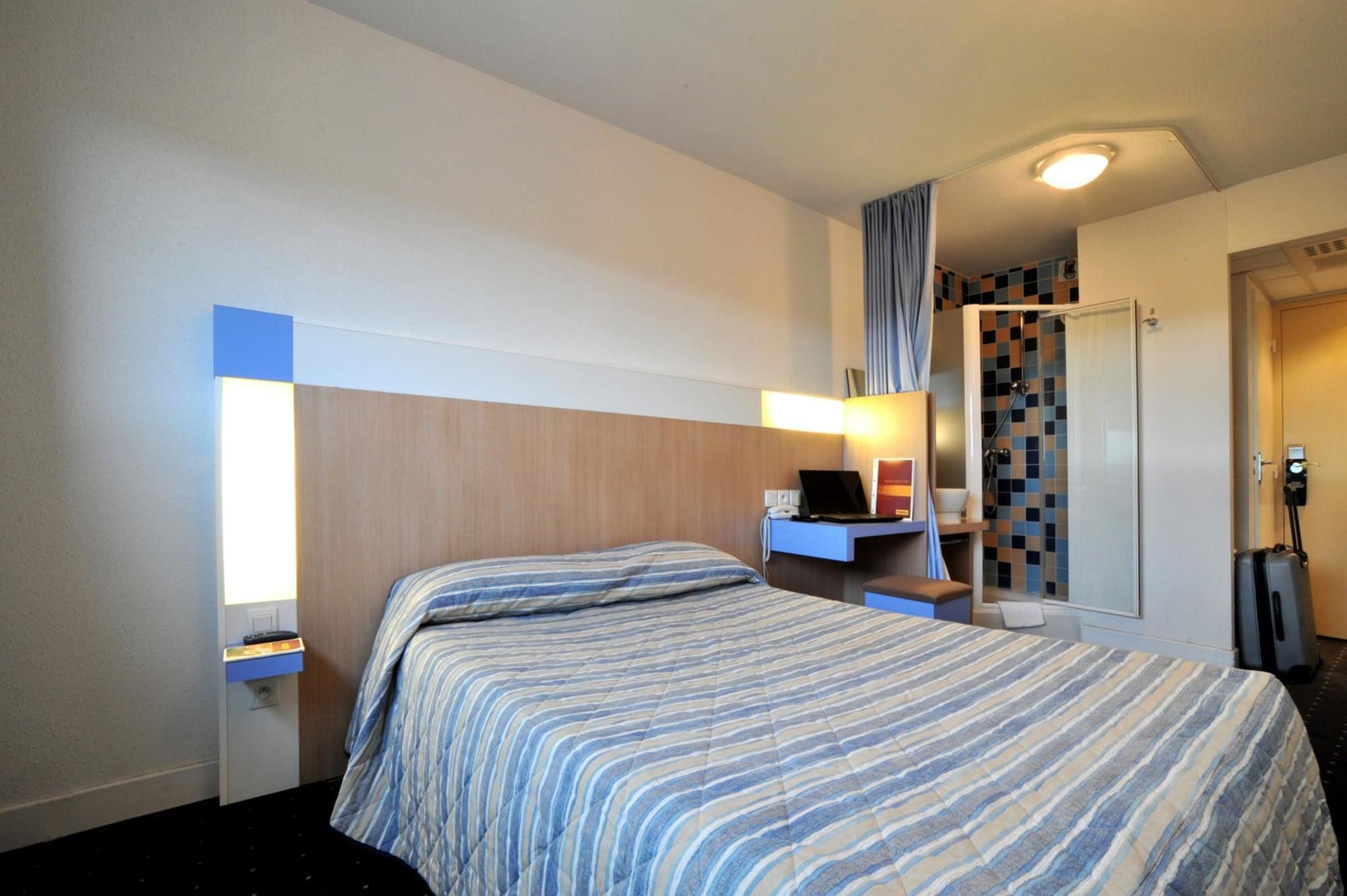 The Originals Access, Hotel Millau Sud LʼHospitalet-du-Larzac Екстериор снимка