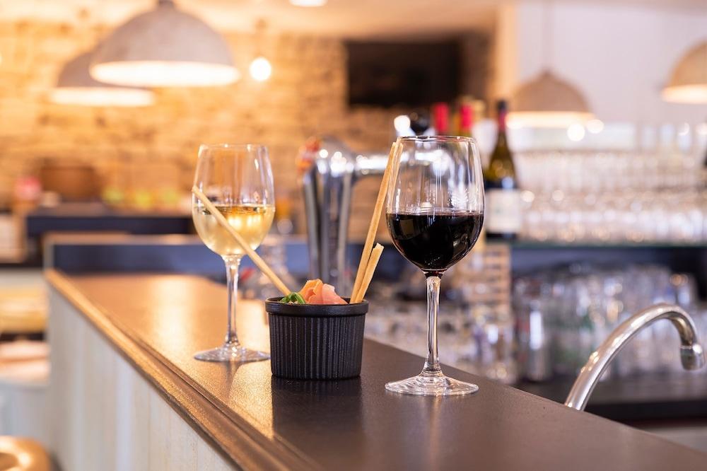 The Originals Access, Hotel Millau Sud LʼHospitalet-du-Larzac Екстериор снимка